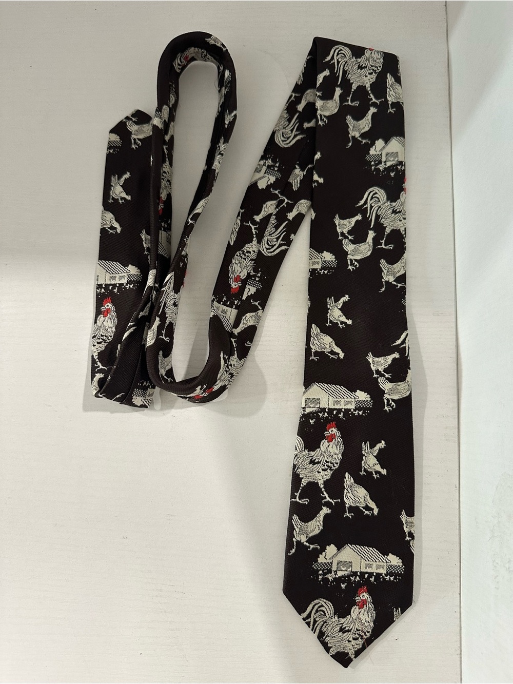 Rooster & chickens fun vintage tie